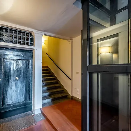 Yd Stylish San Frediano Retreat * Firenze