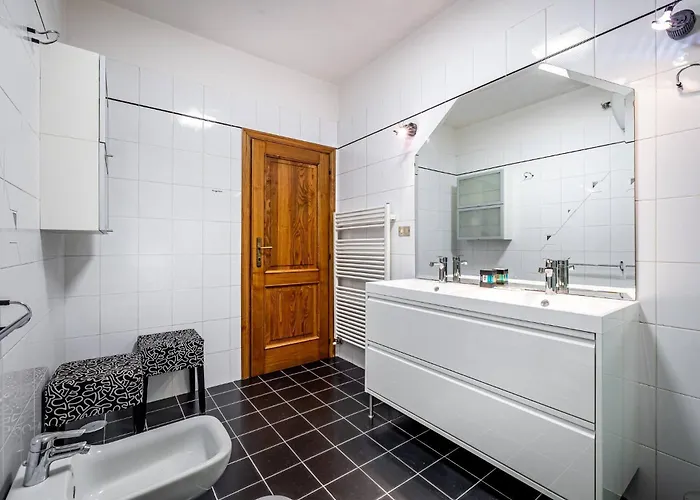 Daire Yd Stylish San Frediano Retreat