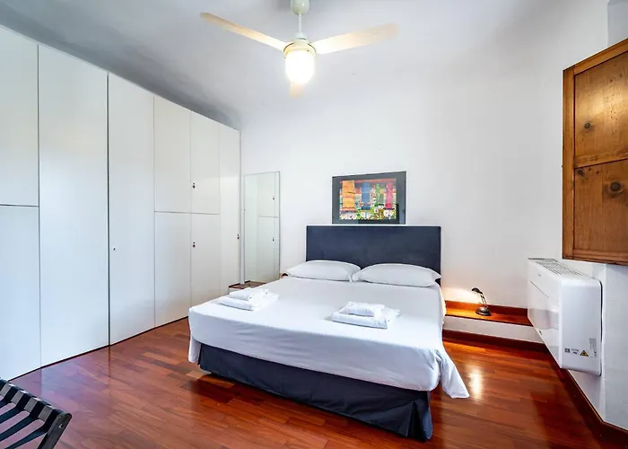 Daire Yd Stylish San Frediano Retreat *